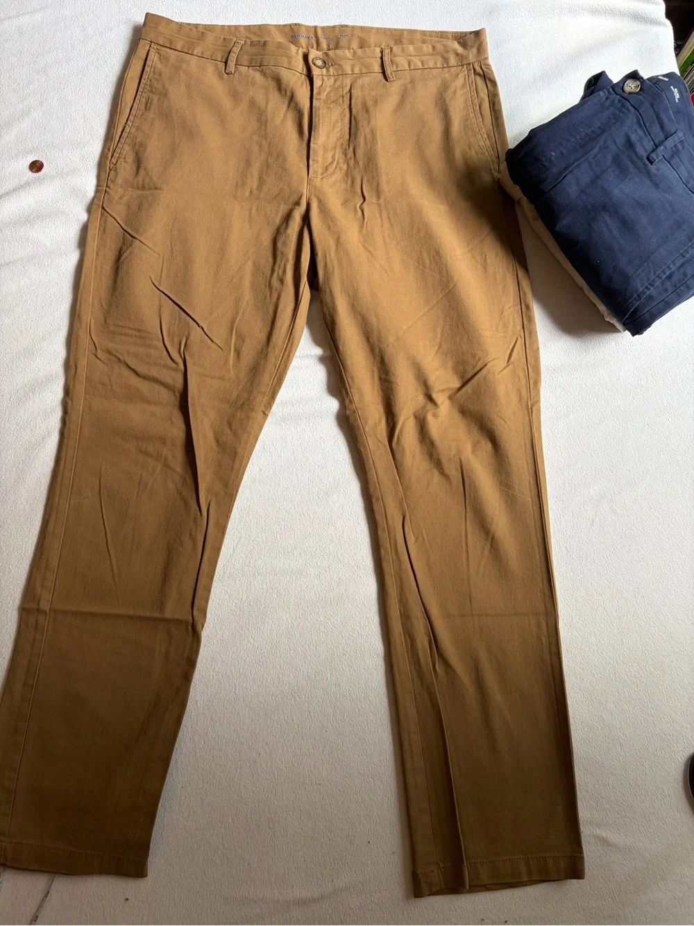 Old Navy Slim Built-In Flex Chino Pants Bundle 36x32 Khaki Navy Tan Men Lot of 3